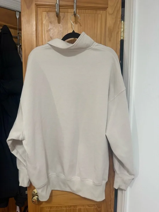 Nike Quarter-Zip Pullover in Light Beige - Picture 2 of 2